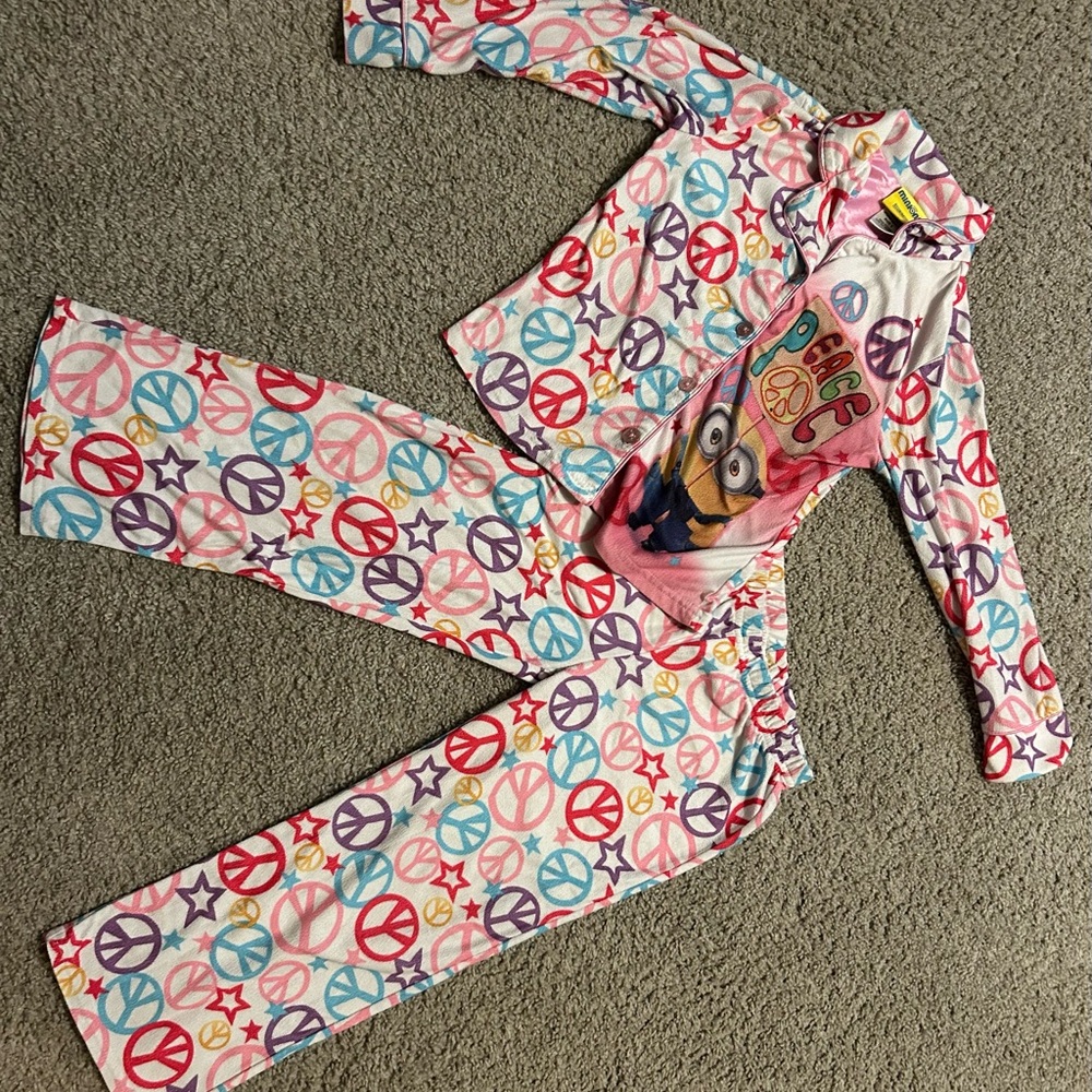 Minion Peaceful Dreams Kids Pajama Set - Multicolor
